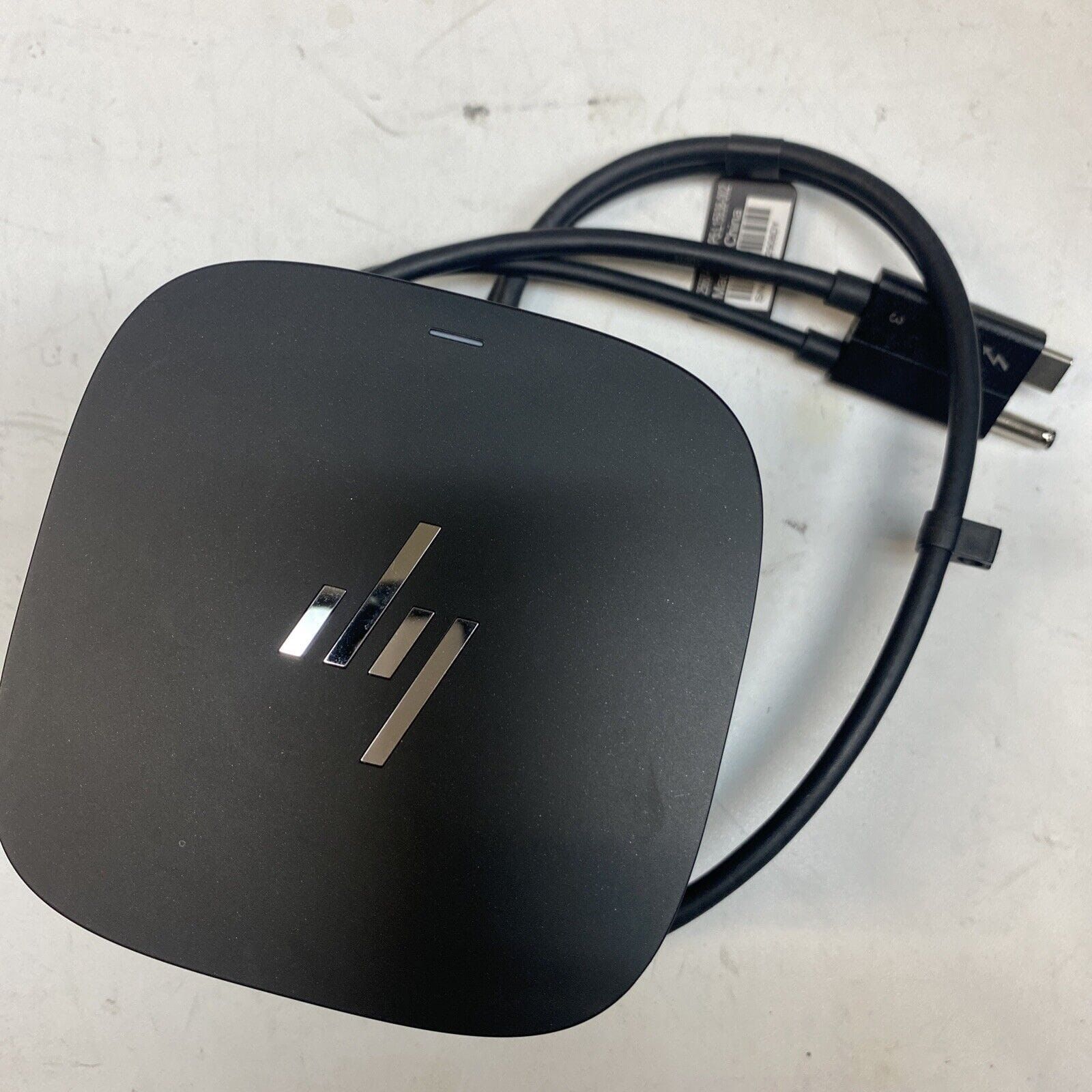 HP USB-C Dock G2 Connection Type: USB-C for charging and data transfer. Ports: 3 x USB 3.0 Type-A 2 x DisplayPort 1.4 1 x HDMI 2.0 1 x RJ-45 Ethernet (Gigabit) 1 x Audio Combo Jack (Headphone/Microphone)